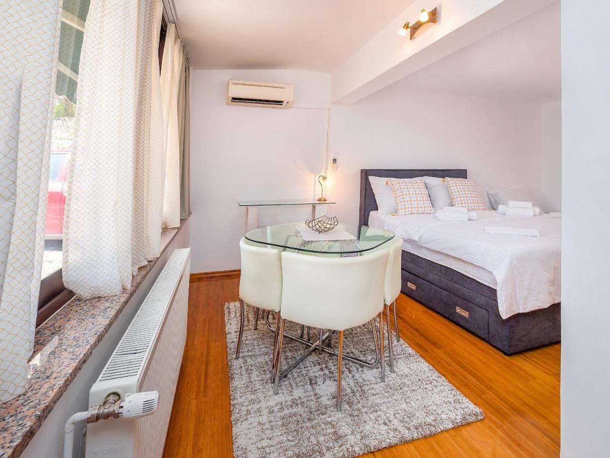 Studio Apartment "Kalina" 550 M From Sea リエカ エクステリア 写真